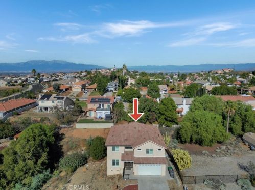 14012 Quailridge Dr, Riverside CA  92503-7201 exterior