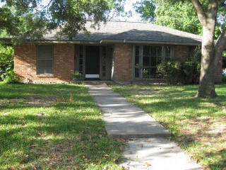 3851 Merrick St, Houston TX  77025-2425 exterior