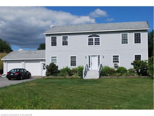 4 Autumn Ln, Biddeford, ME 04005-9429