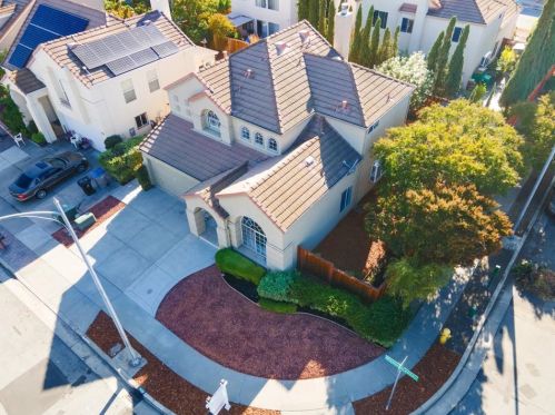 2649 Mission Greens Dr, San Jose, CA 95148-2568