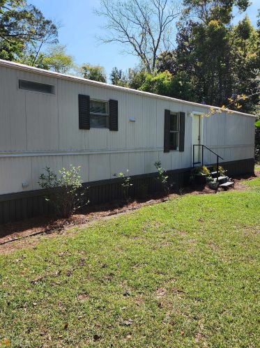 574 Sikes Rd, Screven, GA 31560-9693