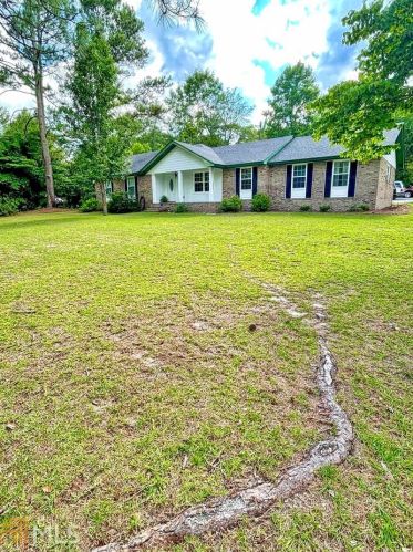 108 Lakeland Dr, Statesboro, GA 30458-4639