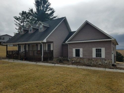 109 Pine Knoll Dr, Meadowcreek, VA 24333-1904