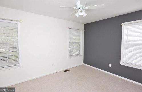 24 Dorset Ct, Princeton NJ  08540-7054 exterior