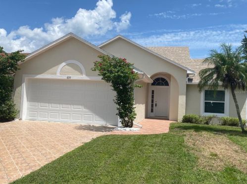 835 Country Crossing Ct, Kissimmee, FL 34744-4644