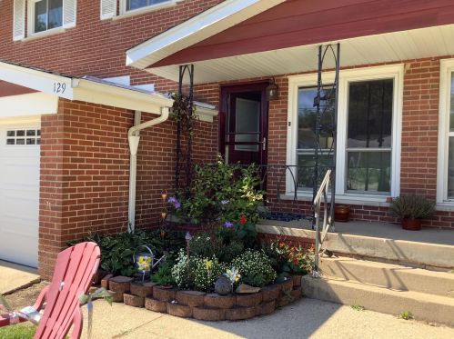 129 Cooper Rd, Mokena, IL 60451-1803