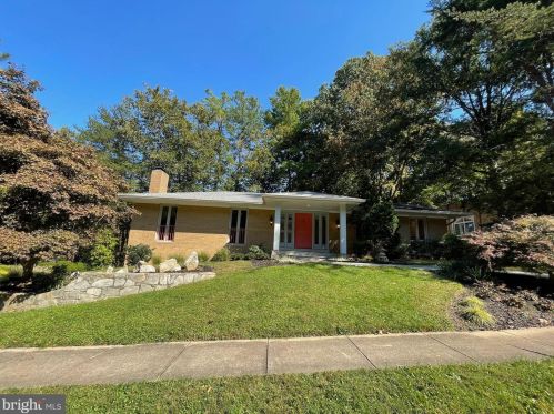 4119 Ridgeview Rd, Mc Lean, VA 22101-5802