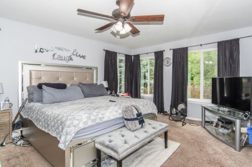 10 Picnic Ct, Lemont IL 60490-6542 exterior