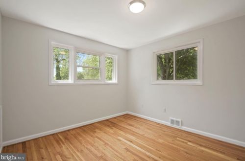 10300 Insley St, Silver Spring MD  20902-4931 exterior