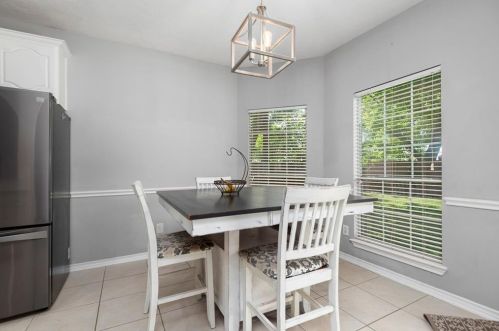 6418 Cyn Pointe Ln, Richmond TX 77469-6106 exterior