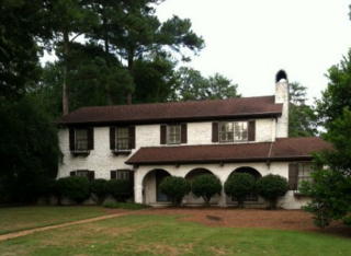 6800 Brewster Dr, Columbus, GA 31904-2570