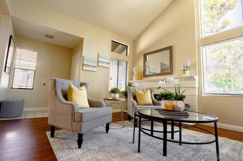 6 Tivoli, Irvine, CA 92620-2561