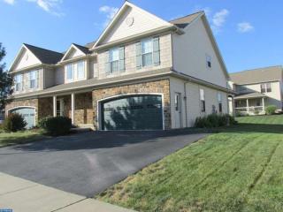 11 Patience Ln, Ephrata, PA 17522-9157