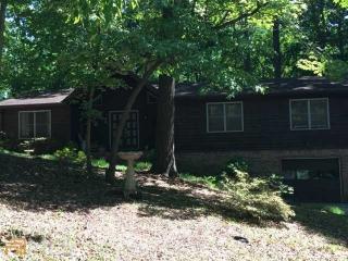 127 Ridgewood Dr, Holly Springs, GA 30188-3870