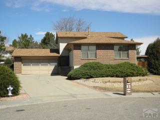 27 Hampton Ct, Pueblo, CO 81001-1721