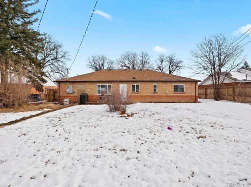 885 Quentin St, Denver CO  80011-6307 exterior