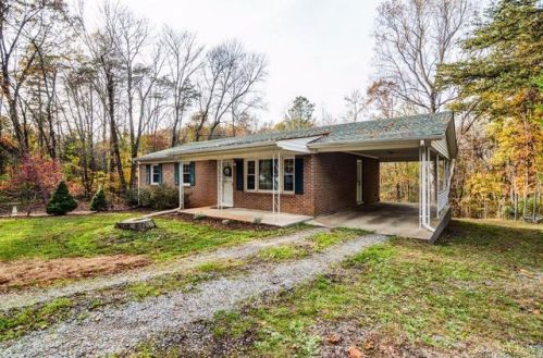 166 Sun Valley Rd, Gladys, VA 24554-2364