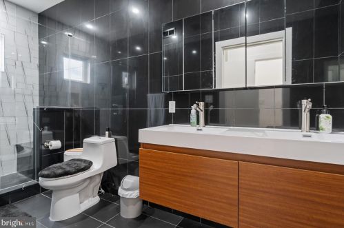 1409 30 St, Philadelphia PA 19121-1101 exterior