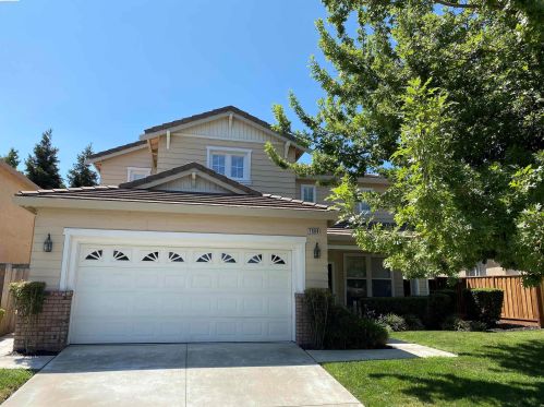 1684 Gloria Cir, Tracy, CA 95377-7205