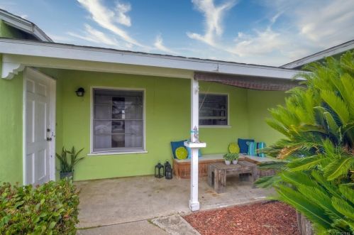 1814 Ditmar St, Oceanside, CA 92054-6038