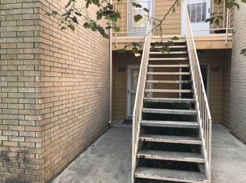 5809 Marvin Loving Dr, Garland, TX 75043-4573