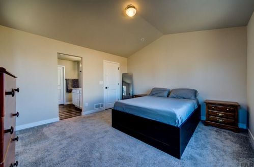 2205 Crestwood Ln, Pueblo CO  81008-2851 exterior