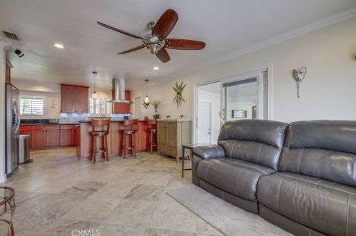 305 Kenmore St, Anaheim CA  92804-2114 exterior