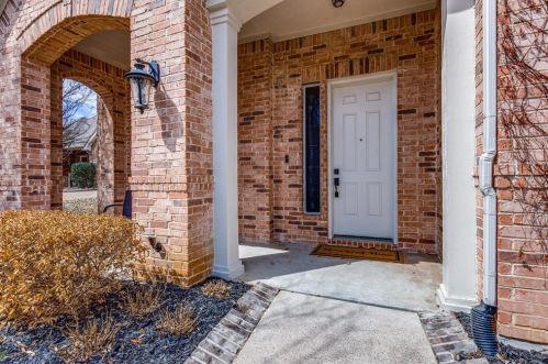 1205 Northglen Ct, Midlothian, TX 76063-4004