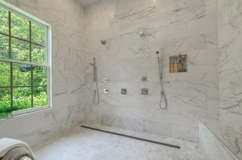 2799 Mabry Rd, Atlanta GA  30319-2828 exterior