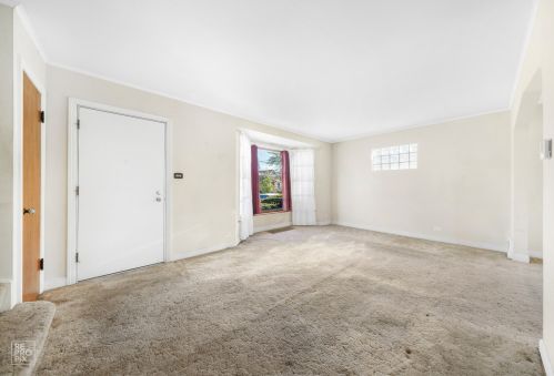 7417 Carmen Ave, Chicago, IL 60706-3424