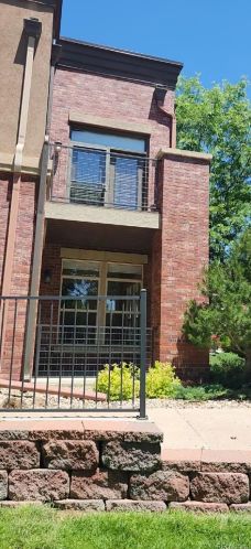 8932 Nichols Pl, Englewood, CO 80112-2768