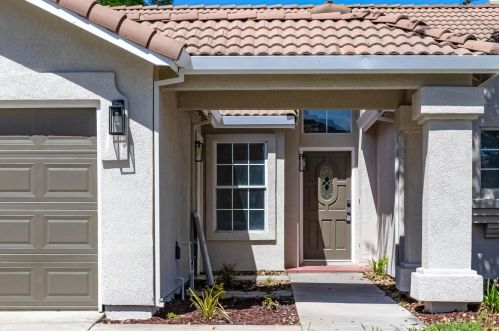 4905 Sun Brook Dr, Salida, CA 95368-9037