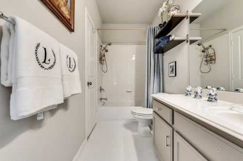 5037 Byers Ave, Fort Worth TX  76107-4129 exterior