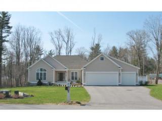 31 Irenes Way, Seabrook, NH 03874-4567