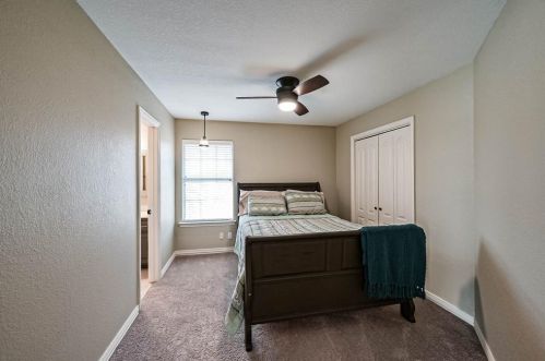 10512 Stonehill Dr, Fort Worth TX  76126-4547 exterior