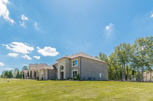 3019 Seventh Century Row, Conyers GA  30094-5780 exterior