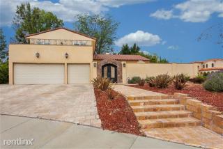 4231 Jubilo Dr, Los Angeles CA  91356-5204 exterior