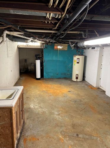 1701 Home Rd, Springfield OH  45504-1011 exterior