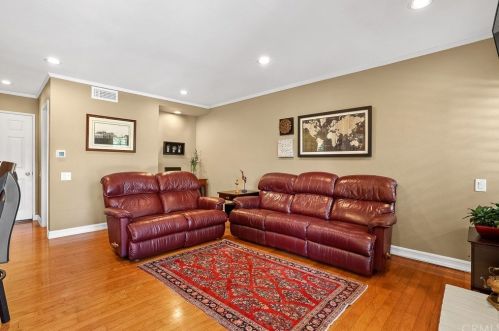 4 Campanero, Irvine CA  92620-1821 exterior