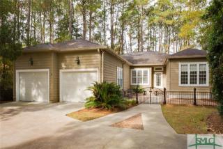 16 Highgate Ln, Savannah, GA 31411-2816