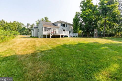 524 Princeton Kingston Rd, Princeton NJ  08540-4059 exterior