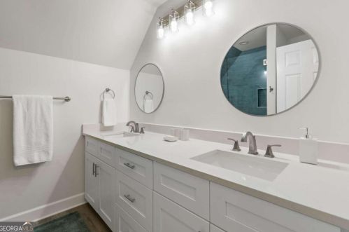 7660 Ball Mill Rd, Atlanta GA  30350-4406 exterior