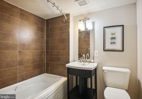 10130 Brookmoor Dr, Silver Spring MD 20901-2712 exterior