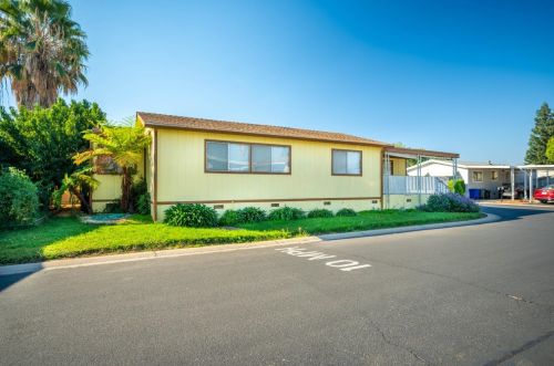 12 Schooner Ln, Modesto, CA 95356-1710