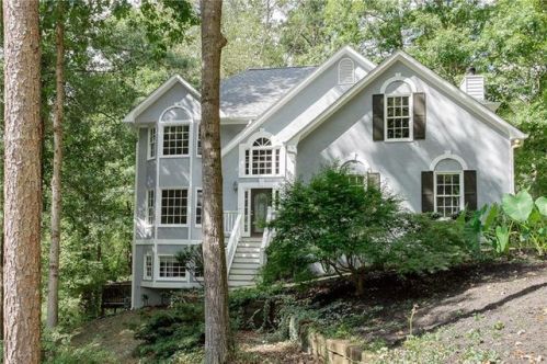 401 Lima Ct, Holly Springs, GA 30188-2766