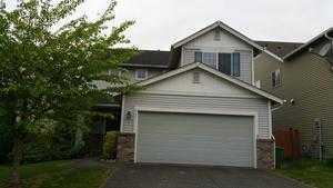 137 Glennwood Pl, Seattle, WA 98056-5807