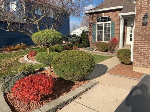 830 Tallgrass Dr, Hanover Park, IL 60103-5083