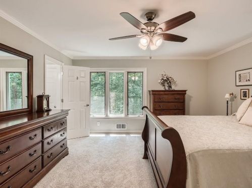 2269 Echo Hl Cir, Atlanta GA  30345-1902 exterior