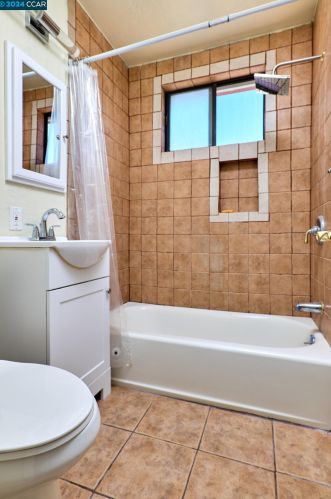 1360 San Carlos Ave, Concord, CA 94518-1159