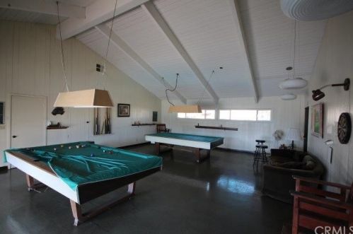 330 Magpie Ln, Santa Ana CA  92708-5822 exterior